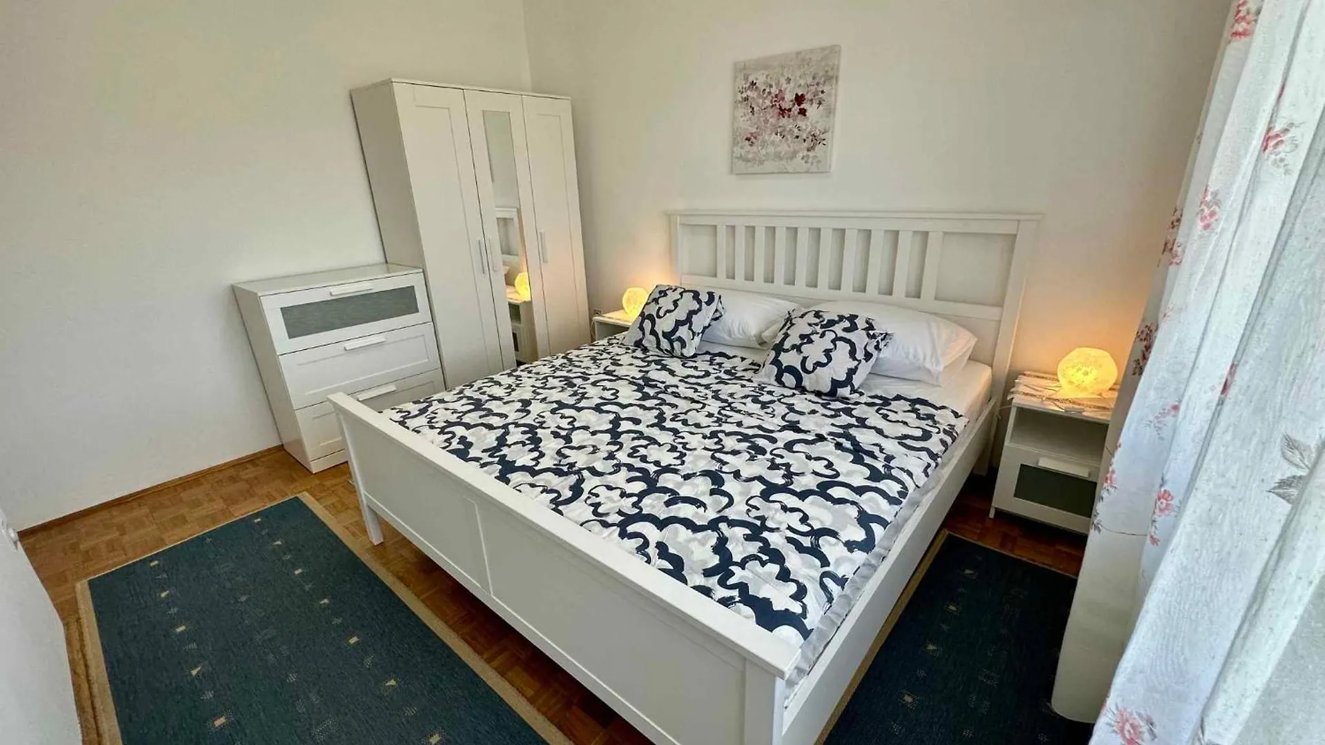 Apartments In Dramalj 43208 Croatia