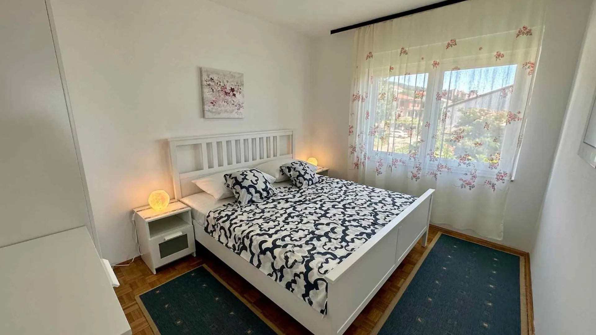Apartments In Dramalj 43208